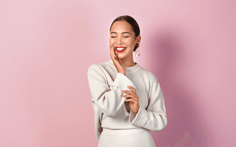 Woman wearing a yellow dress showing the effect of color psychology in fashion