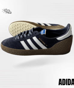 Adidas men sneakers size 11 US